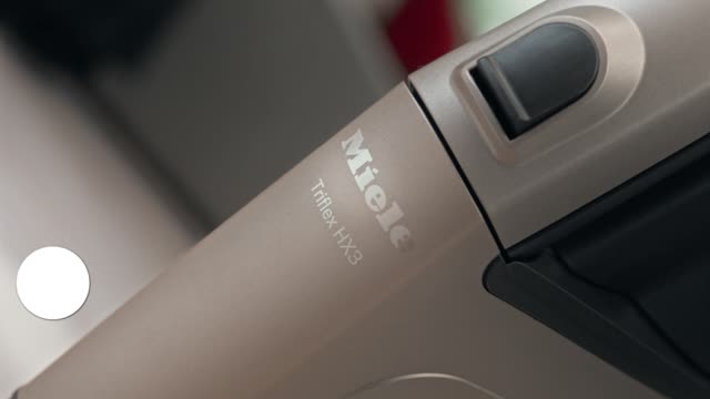 Miele - Triflex HX3 Plus Titanium PF – Vacuum cleaners - 4